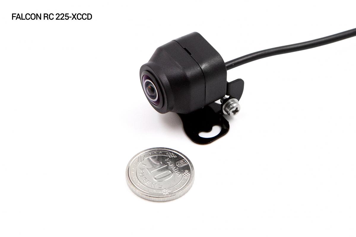 Камера заднего вида Falcon RC 225-XCCD