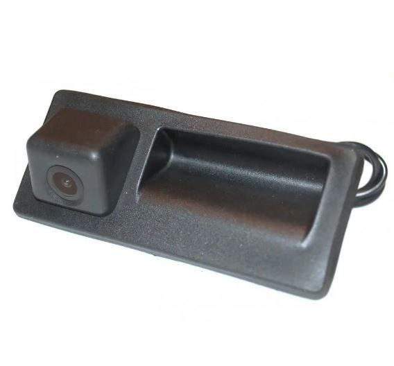 Камера заднього виду в ручку багажника Falcon HS8002-XCCD AUDI / VW
